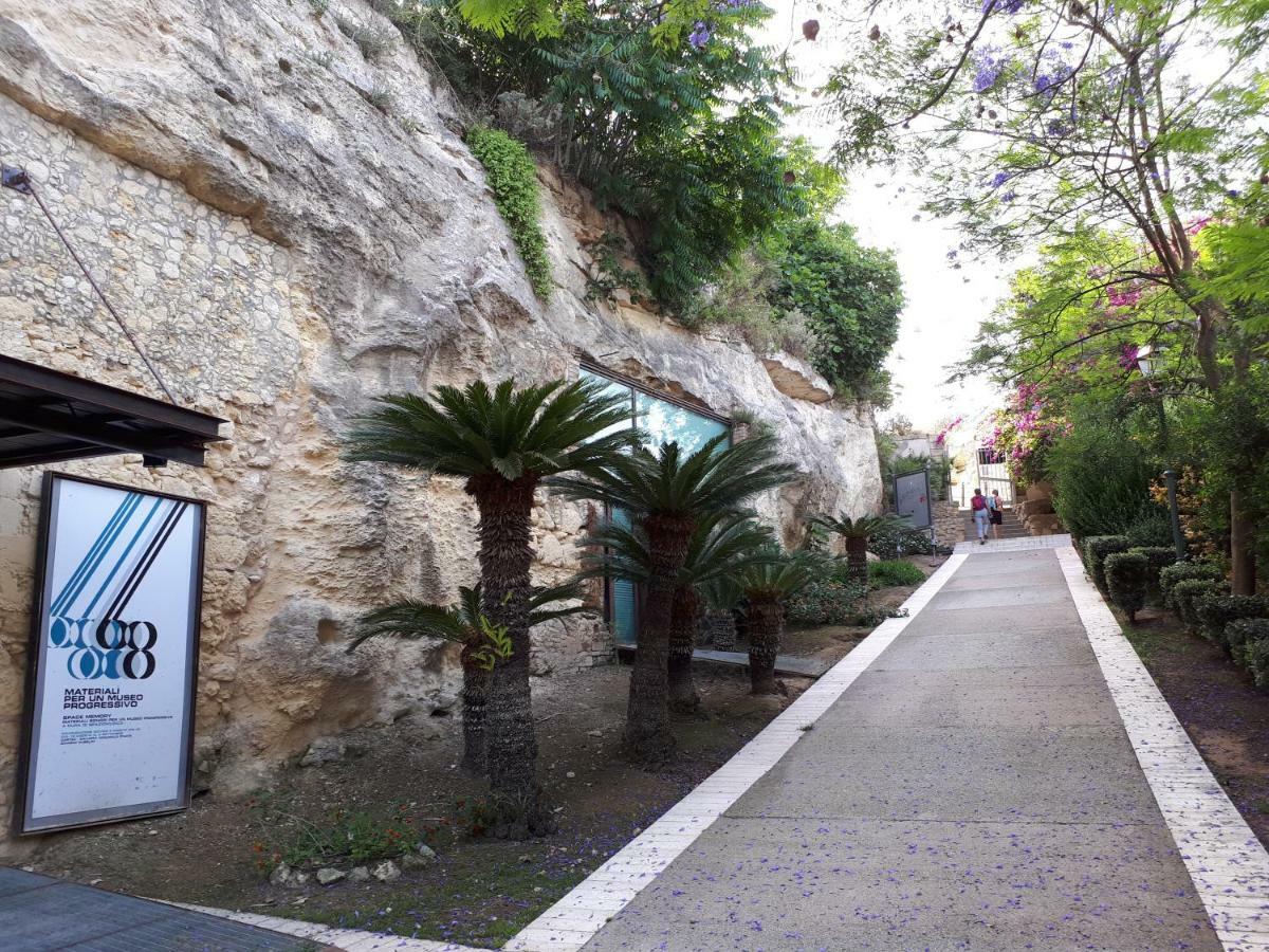 Hotel Mari Pintau Cagliari Esterno foto